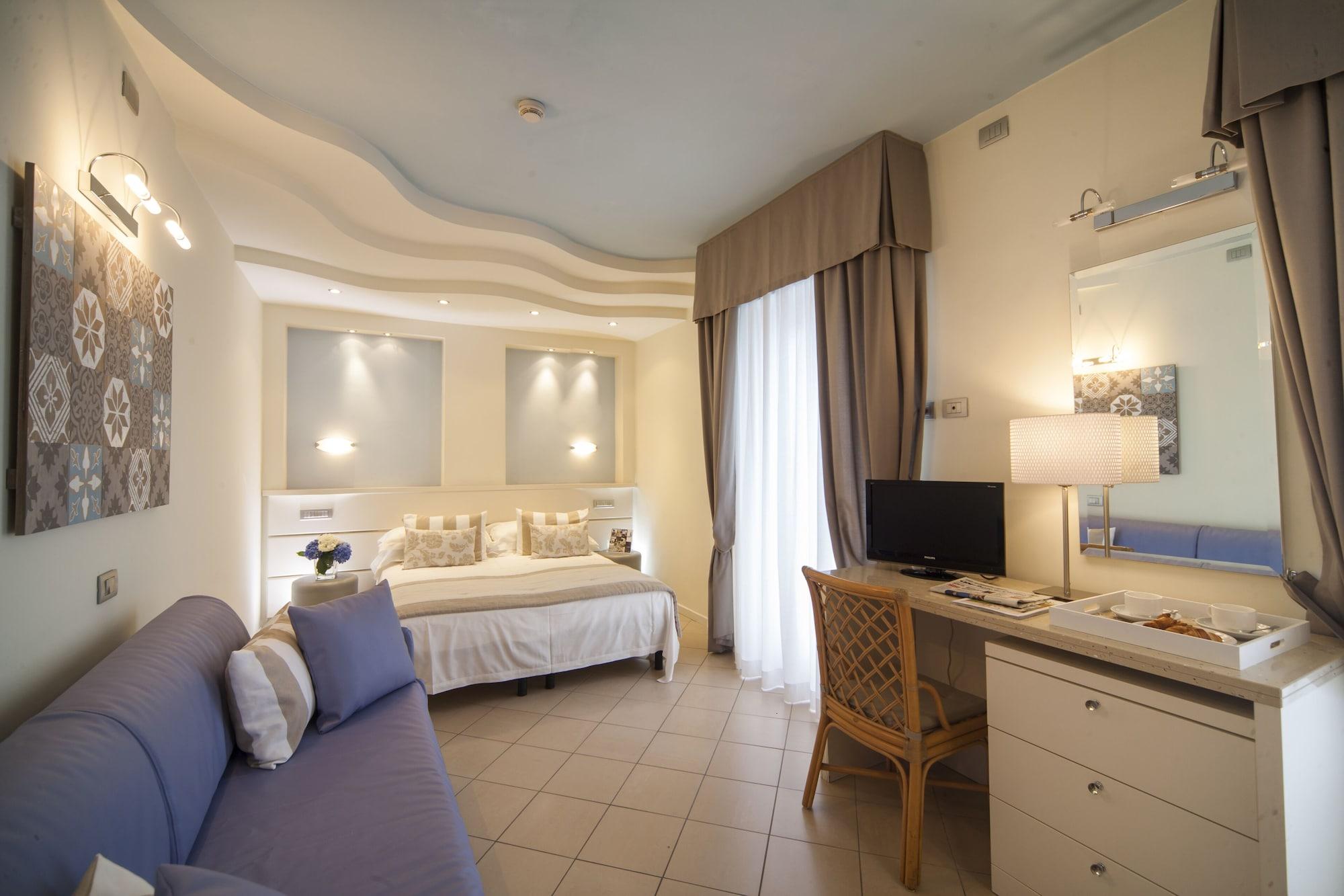 Hotel Mon Cheri Riccione Esterno foto