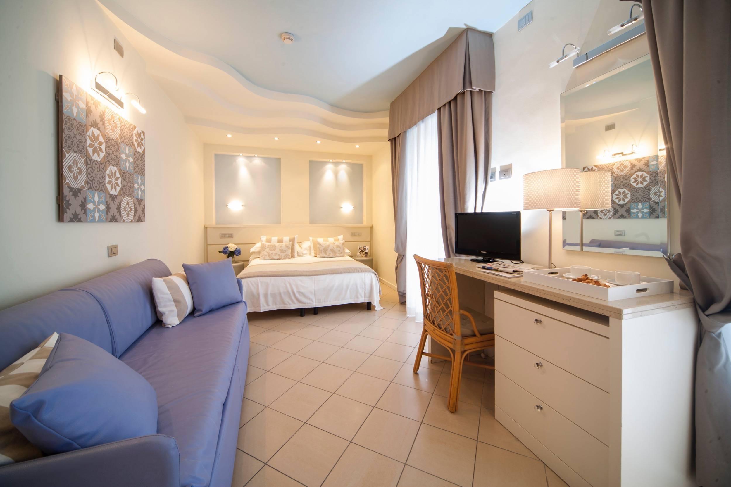 Hotel Mon Cheri Riccione Esterno foto