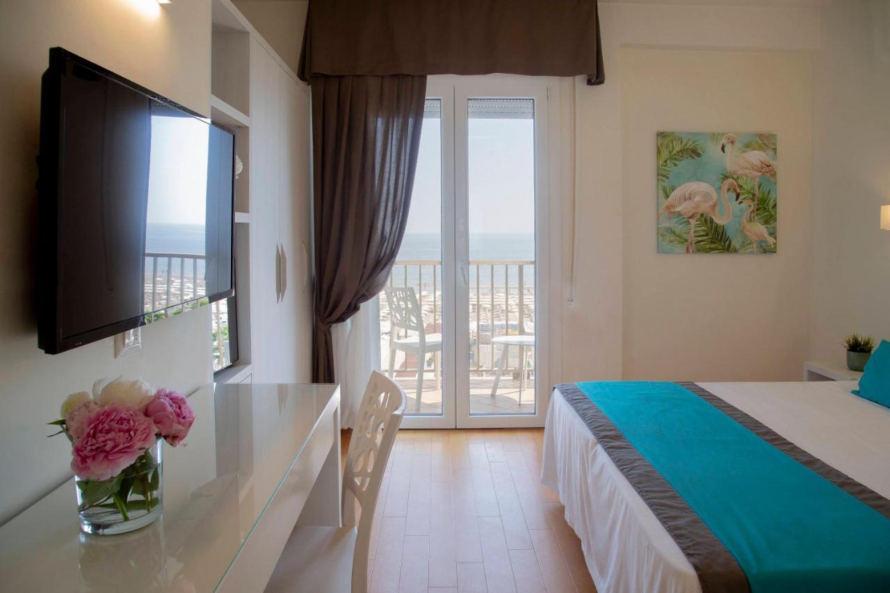Hotel Mon Cheri Riccione Esterno foto