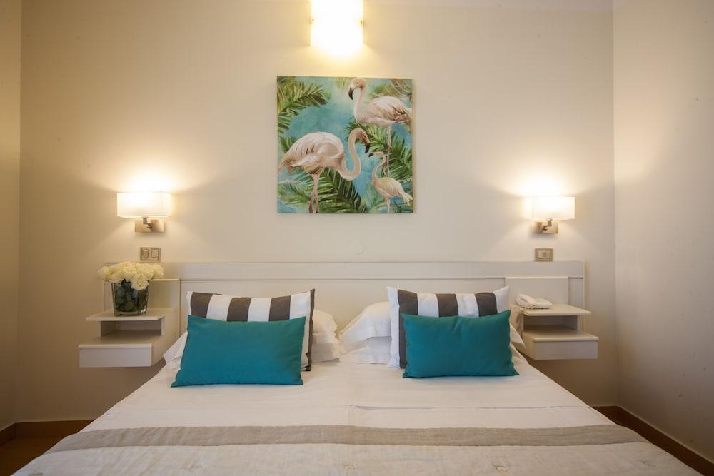 Hotel Mon Cheri Riccione Esterno foto