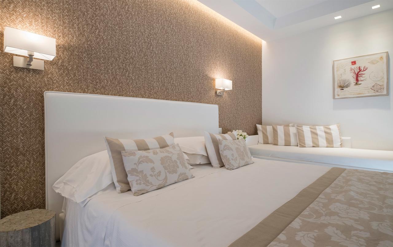 Hotel Mon Cheri Riccione Esterno foto